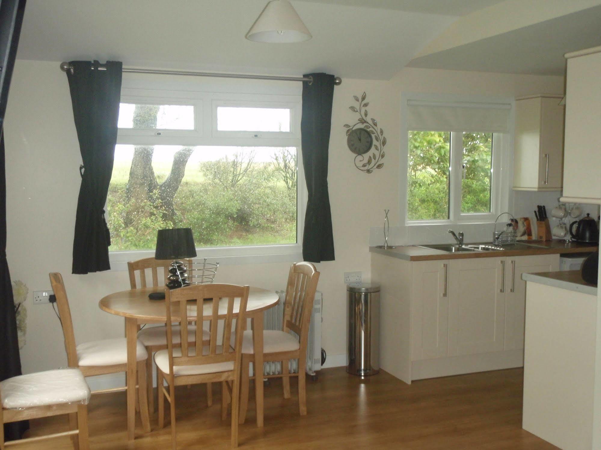Atlantic Bays Holiday Park Padstow Exterior foto